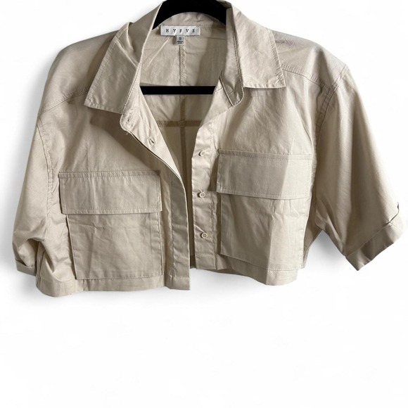 Tops - HYFVE Beige Cropped Utility Top